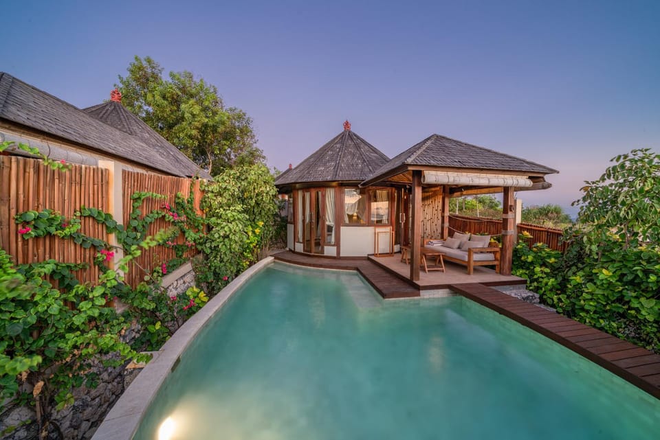 Property building, Swimming pool