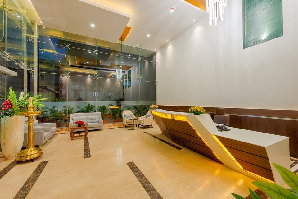 Communal lounge/ TV room
