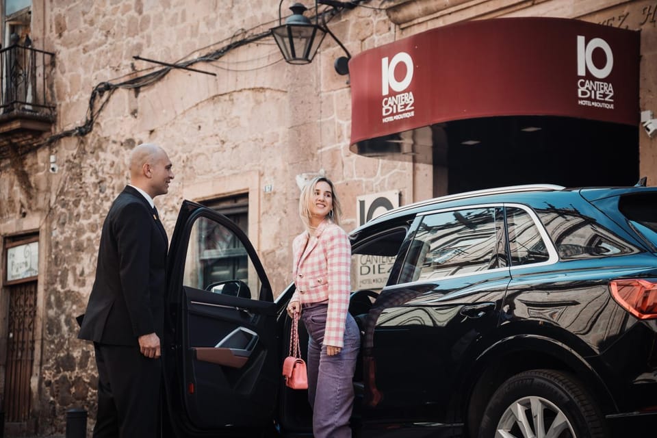 Lobby or reception, Parking