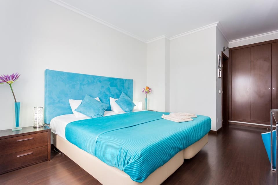 Lagos Marina apartment with pool & gym Apartment in Lagos