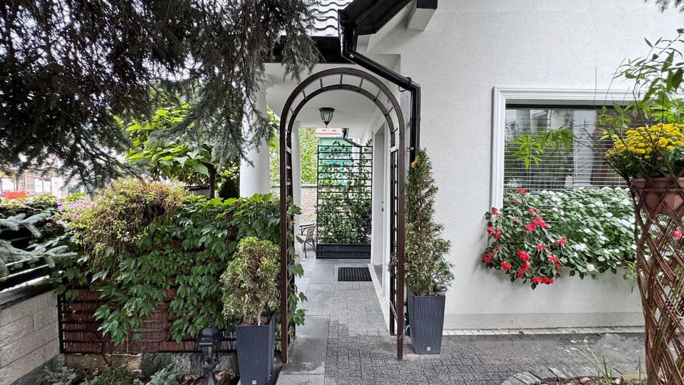 Property building, Garden, Garden view