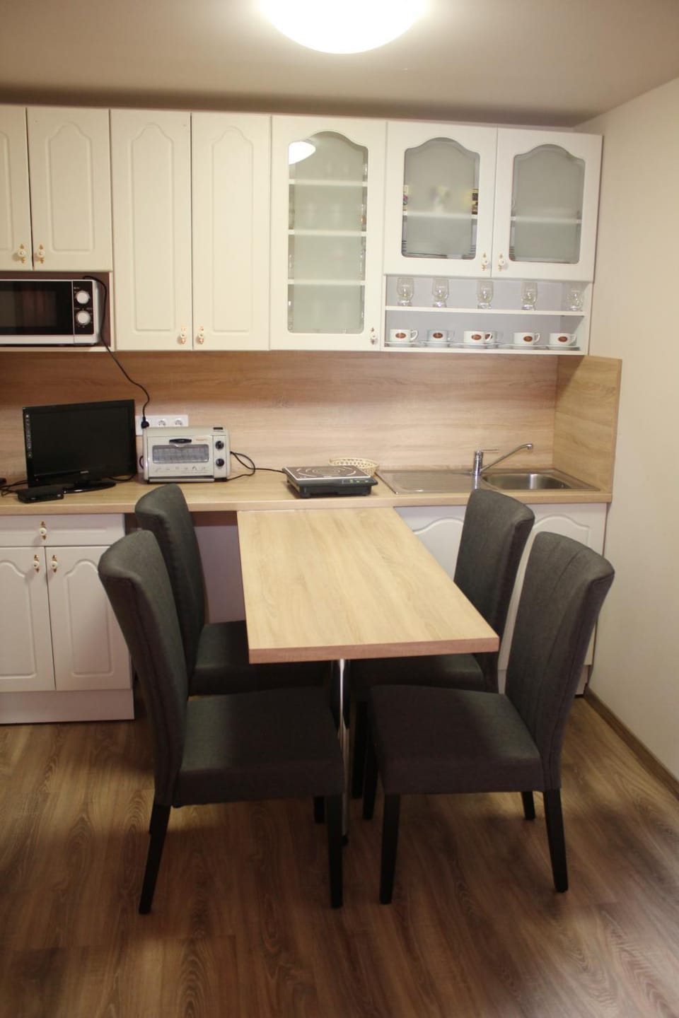 King Arthur Panzió Bed and Breakfast in Vojvodina