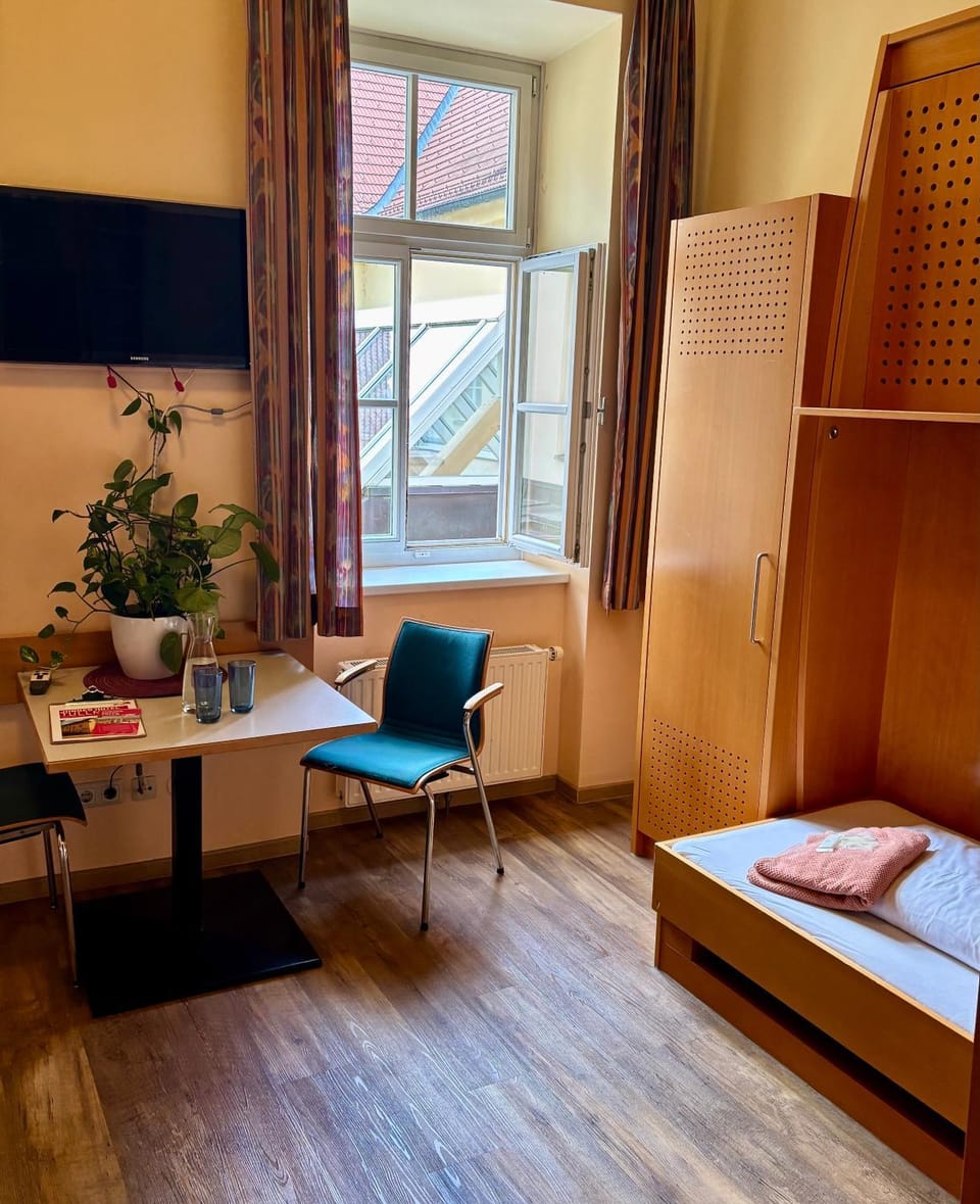 Junges Hotel Tulln - NÖ Jugendherbergswerk Hostel in Austria