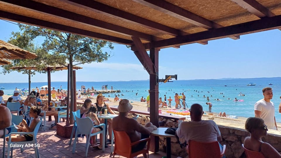 Leo Apartment in Zadar County