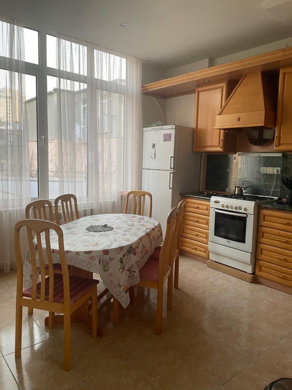Kitchen or kitchenette, Dining area, pet friendly, stove