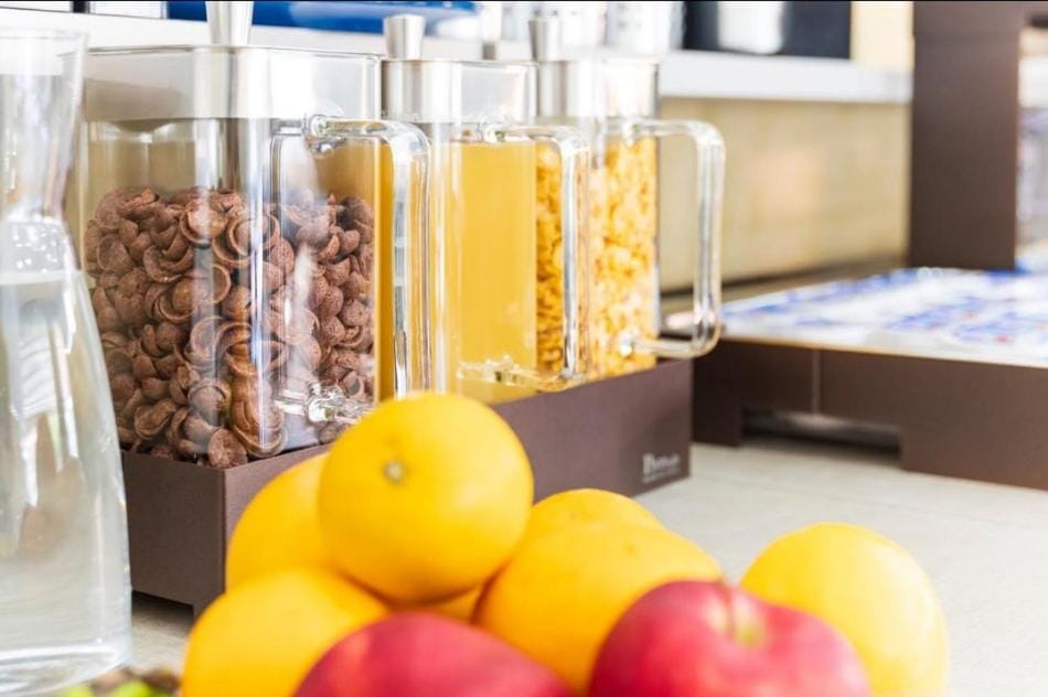 Breakfast, Continental breakfast