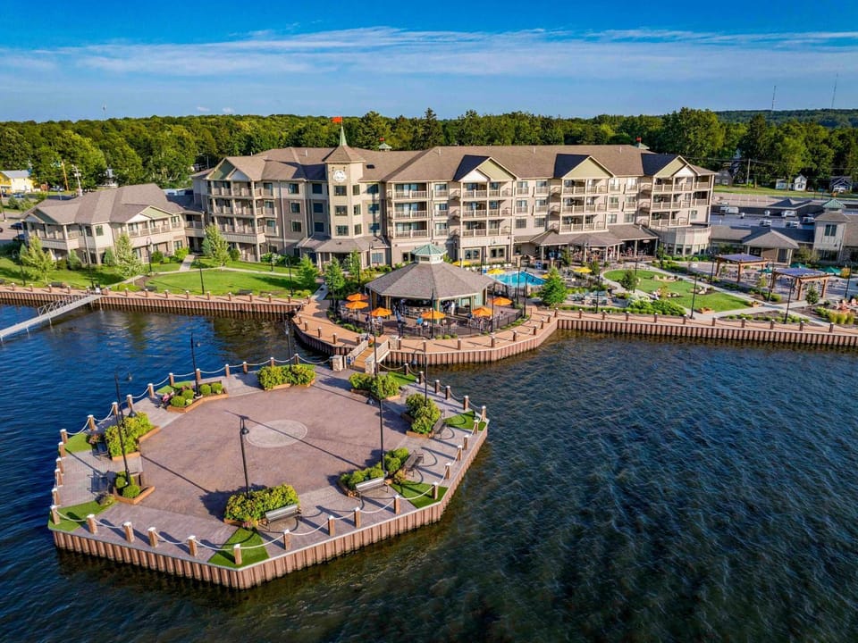 Property building, Bird's eye view