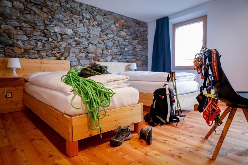 Bed&Bike Tremola San Gottardo Hotel in Airolo