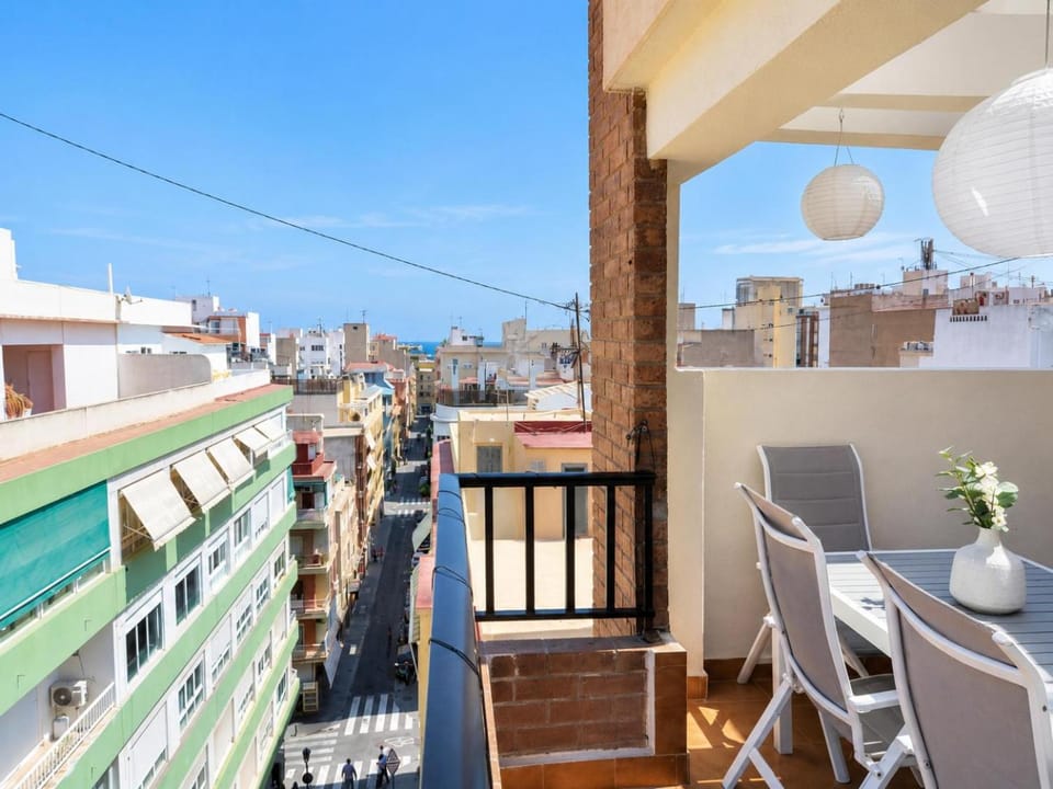 Balcony/Terrace, City view