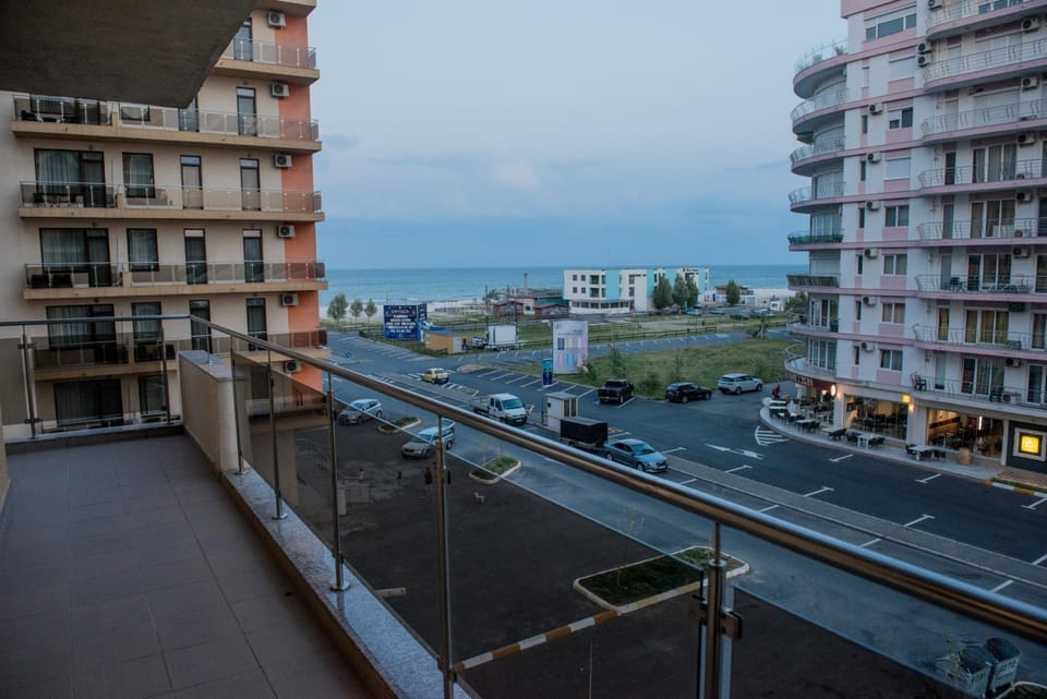 21 by the Sea Apartment in Constanta