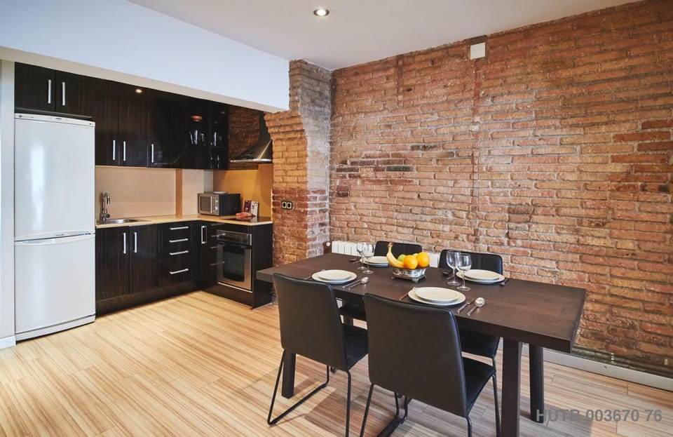 Day, Kitchen or kitchenette, Dining area, On site