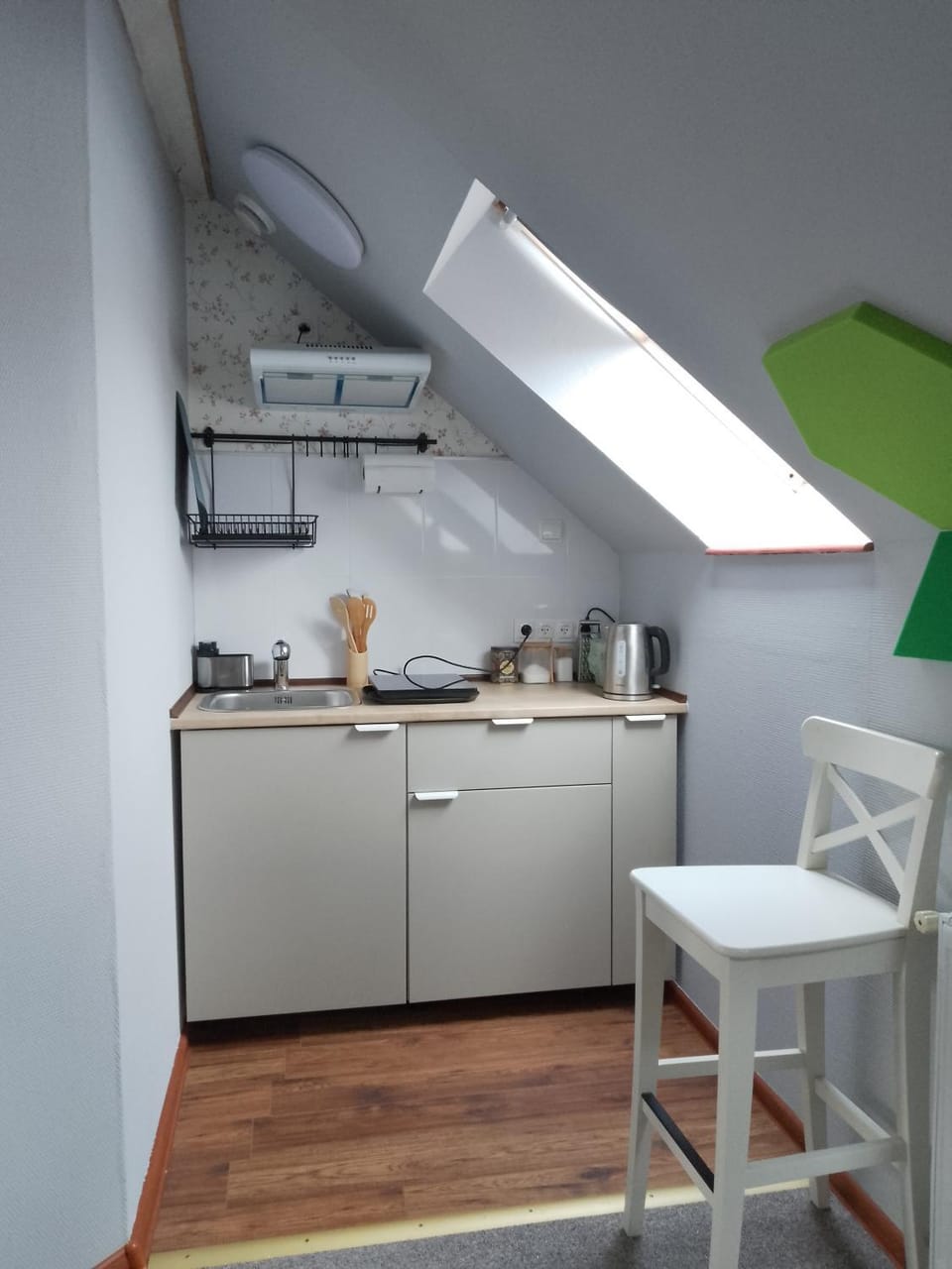 Kitchen or kitchenette, stove