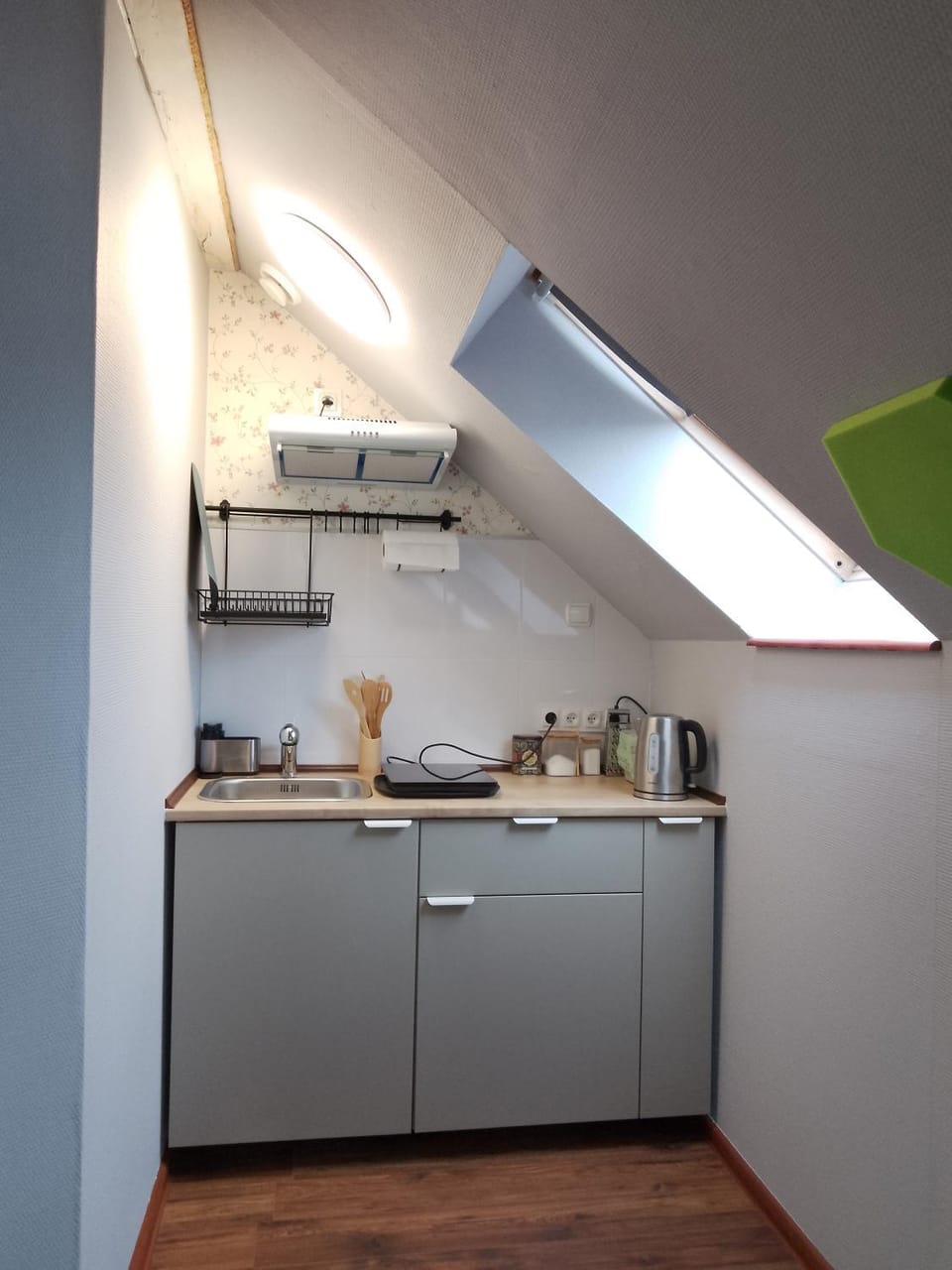 Kitchen or kitchenette, stove