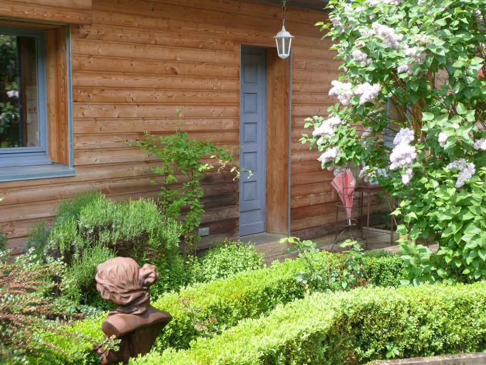 B&B Les Hauts d'Ornans Bed and Breakfast in Jura