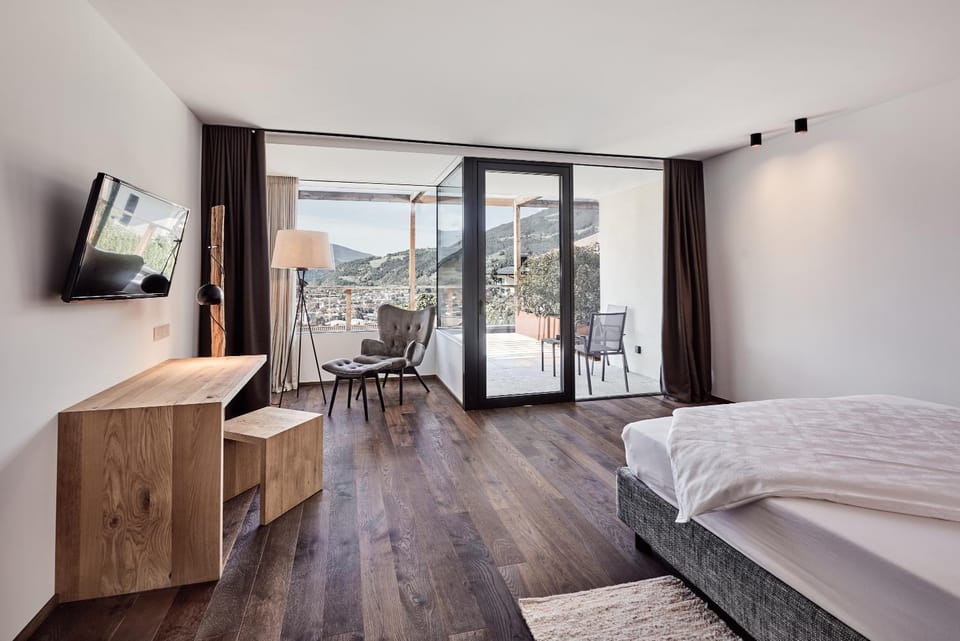 Balcony/Terrace, Photo of the whole room, Seating area, City view