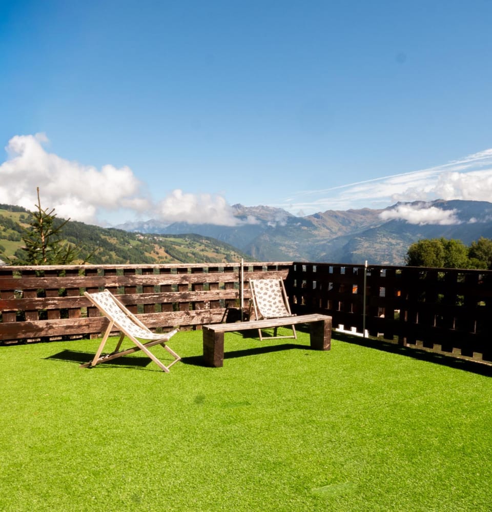 Natural landscape, Balcony/Terrace, Mountain view, sunbed