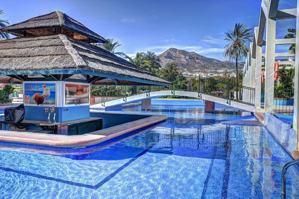 Aqua park, Swimming pool