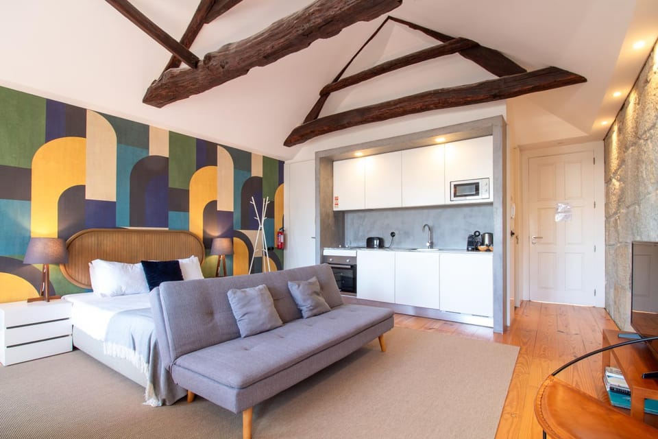 LovelyStay - Dirk Apartment - Almada 4º F Apartment in Porto