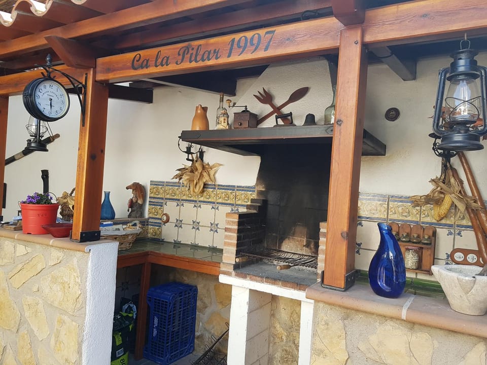 Ca la Pilar Country House in Montsià