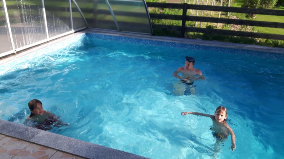 Swimming pool, Swimming pool
