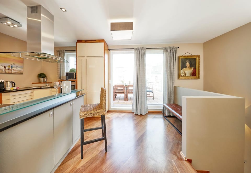 Balcony/Terrace, Kitchen or kitchenette, Seating area