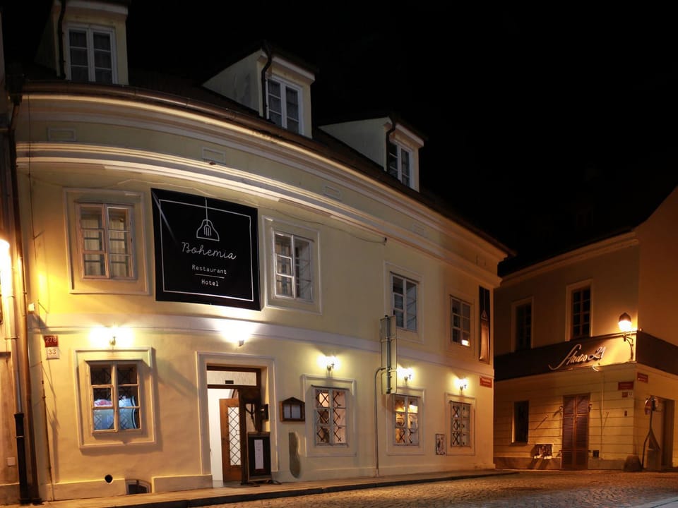 Property building, Night