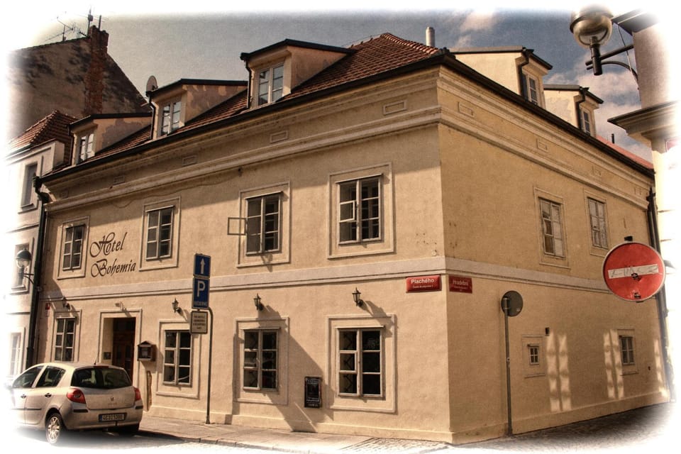Property building, Day