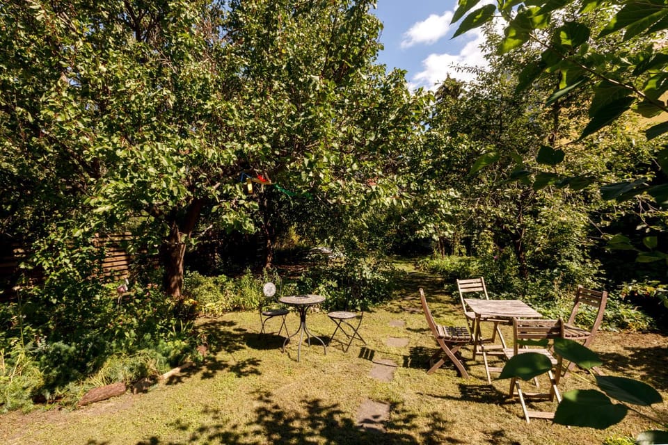 Garden, Garden view