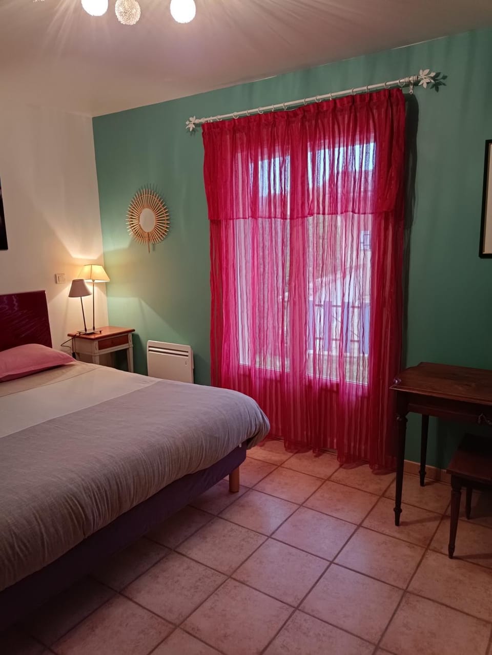 Chambres Tricastine et Venise Bed and Breakfast in Provence-Alpes-Côte d'Azur
