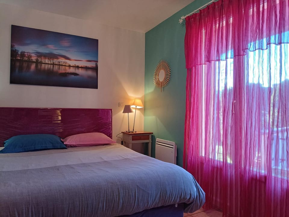 Chambres Tricastine et Venise Bed and Breakfast in Provence-Alpes-Côte d'Azur