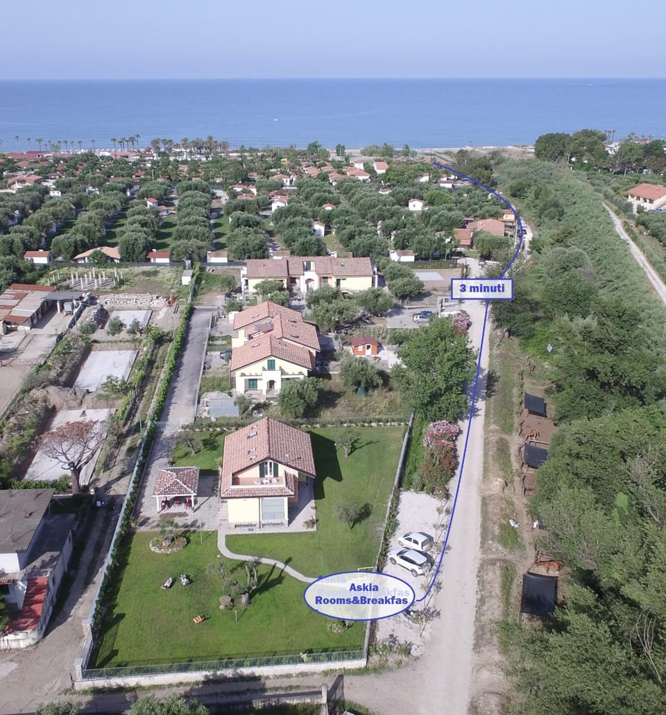 Askia Rooms & Breakfast Bed and Breakfast in Campania