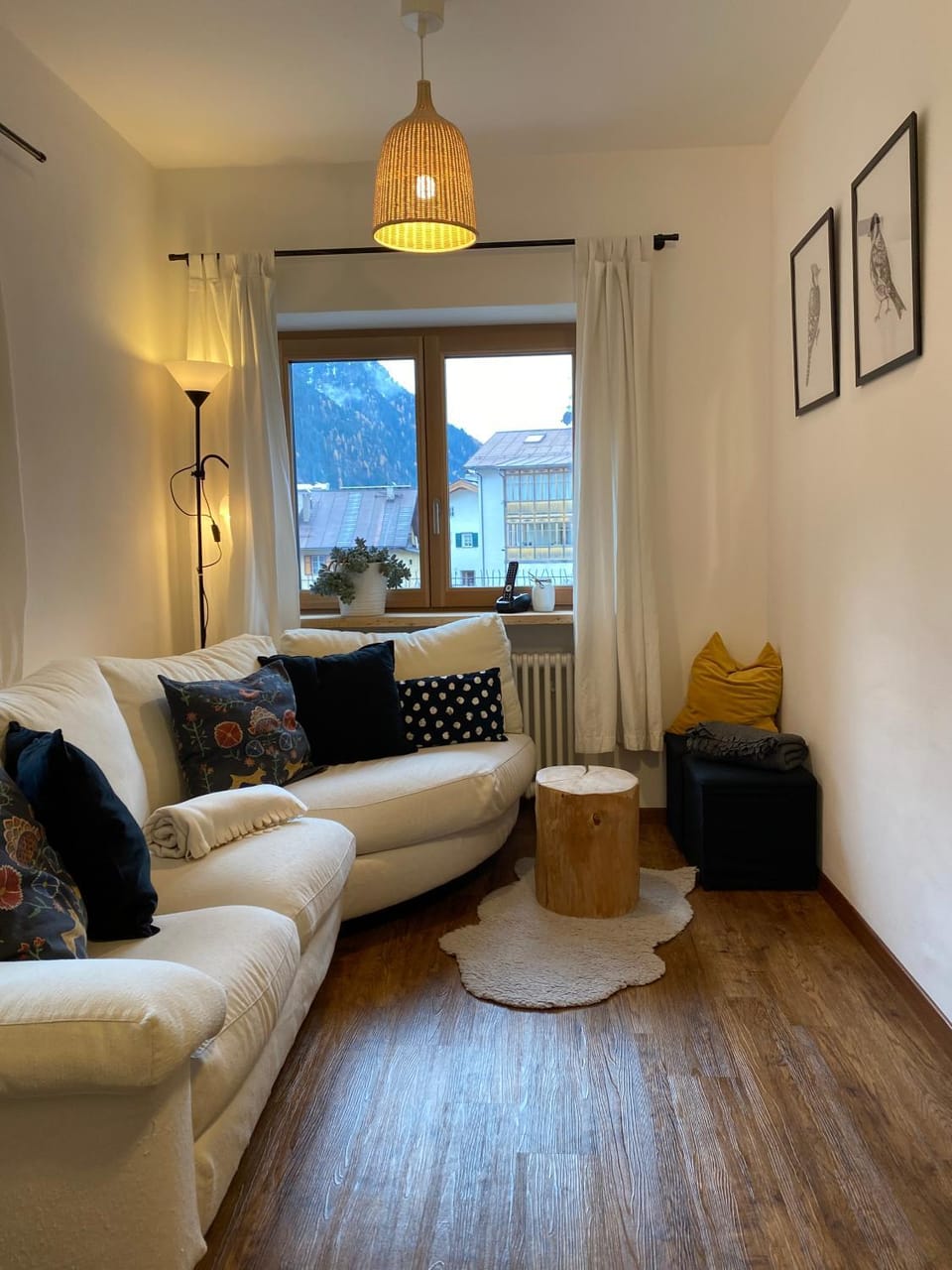 Seating area