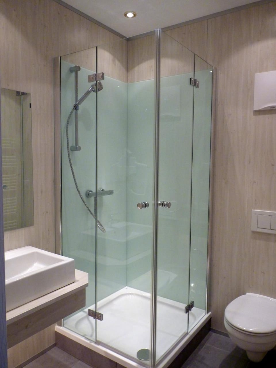 Shower, Other, Photo of the whole room, Decorative detail