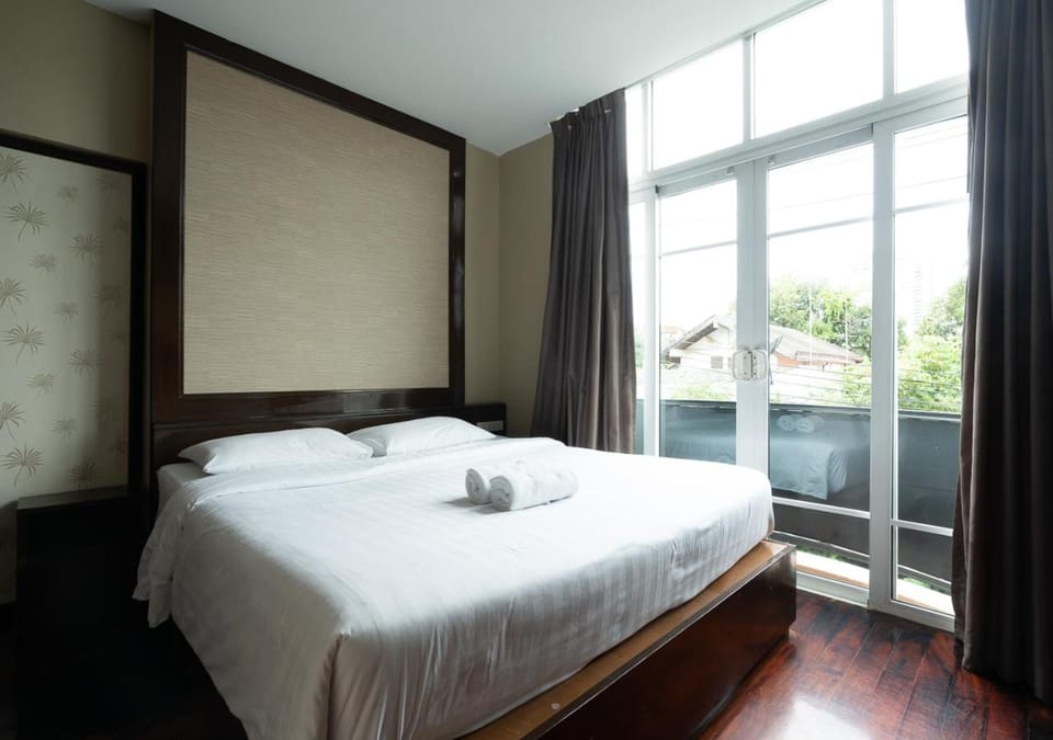 Greenview Ekkamai10 Suite Hotel in Bangkok