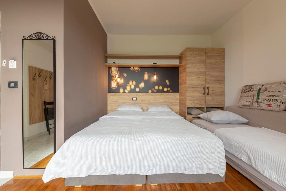 Bed, Photo of the whole room, Bedroom, wardrobe