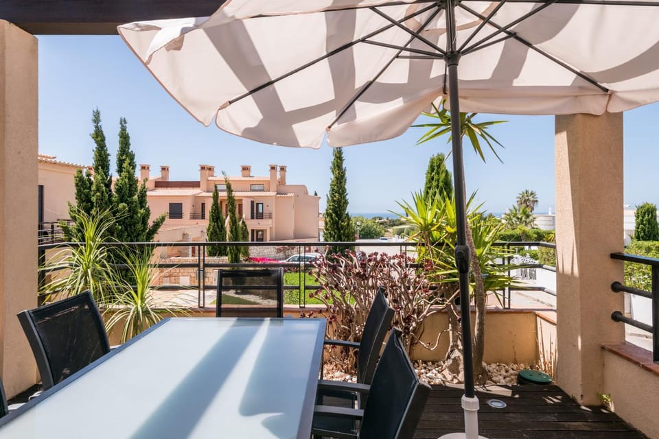 Balcony/Terrace, Seating area, Dining area