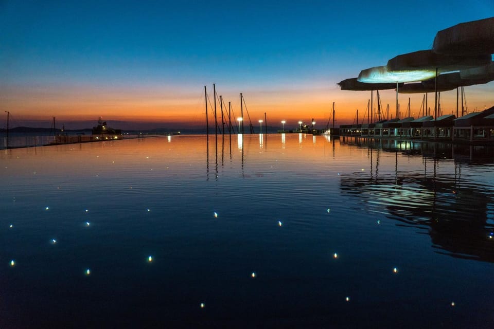 Night, Swimming pool