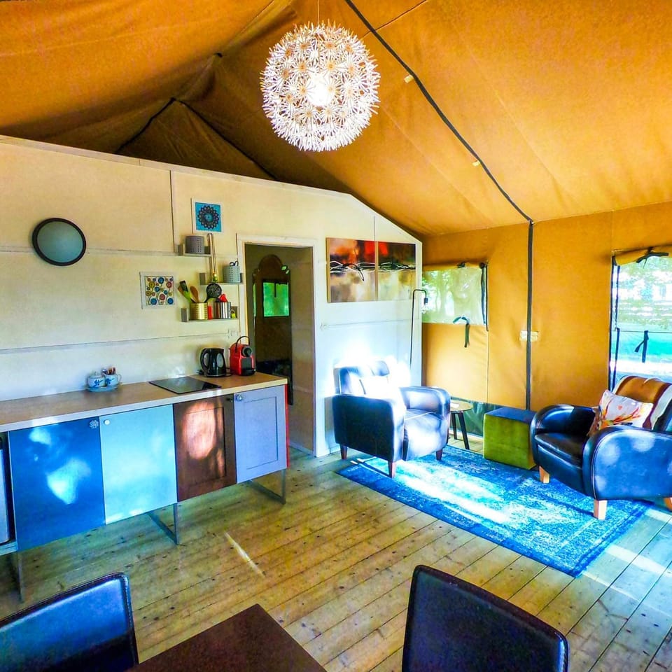 Kitchen or kitchenette, kitchen, kitchen