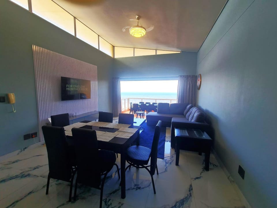 TV and multimedia, Balcony/Terrace, Living room, Seating area, Dining area, Sea view