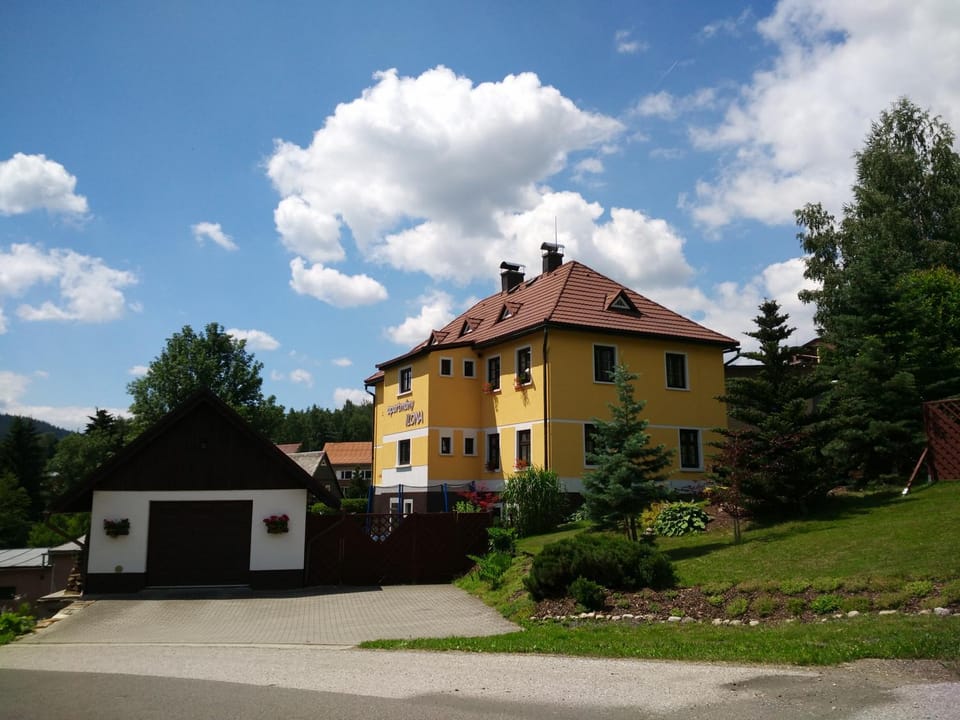 Property building, Summer