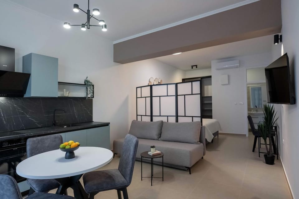 Kitchen or kitchenette, Living room
