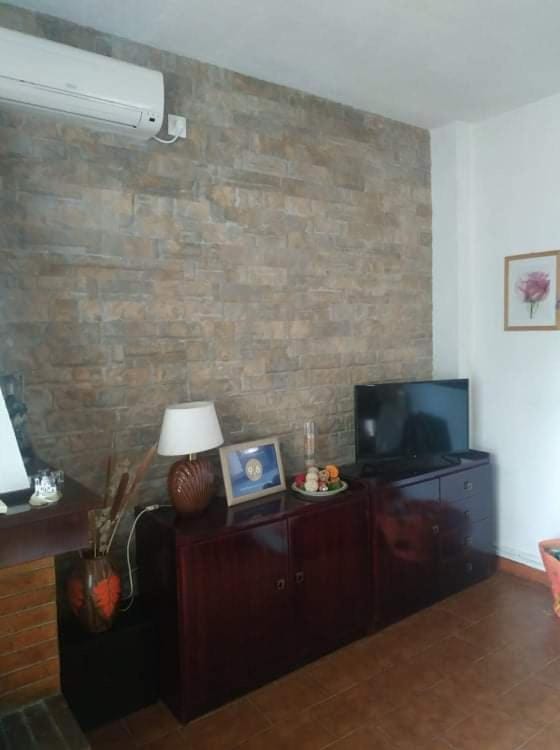 Violet Bedroom and Apartment Apartment in East Attica Regional Unit, Greece
