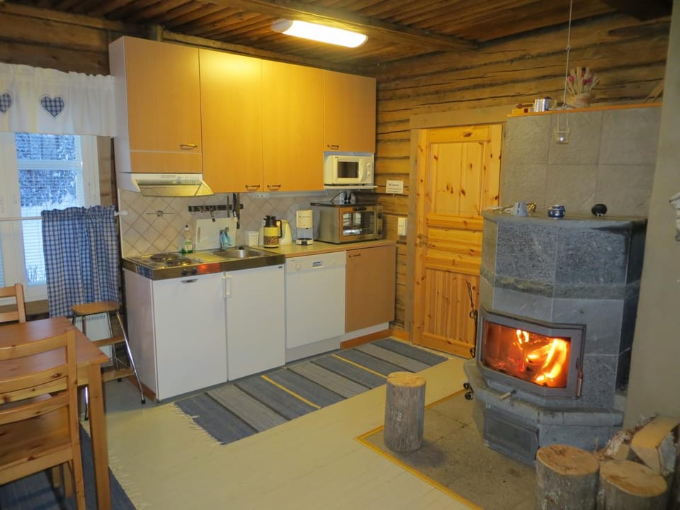 Myllyn Pirtti Cottage House in Norrbotten County, Sweden