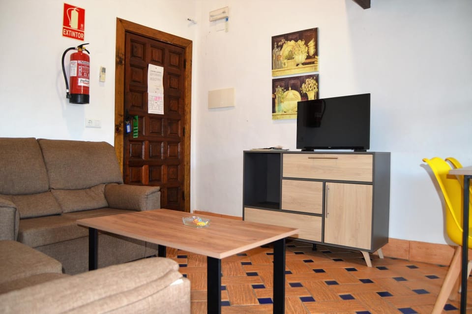 Apartamentos Turísticos - Hostal Los Alisos Apartment hotel in Extremadura, Spain