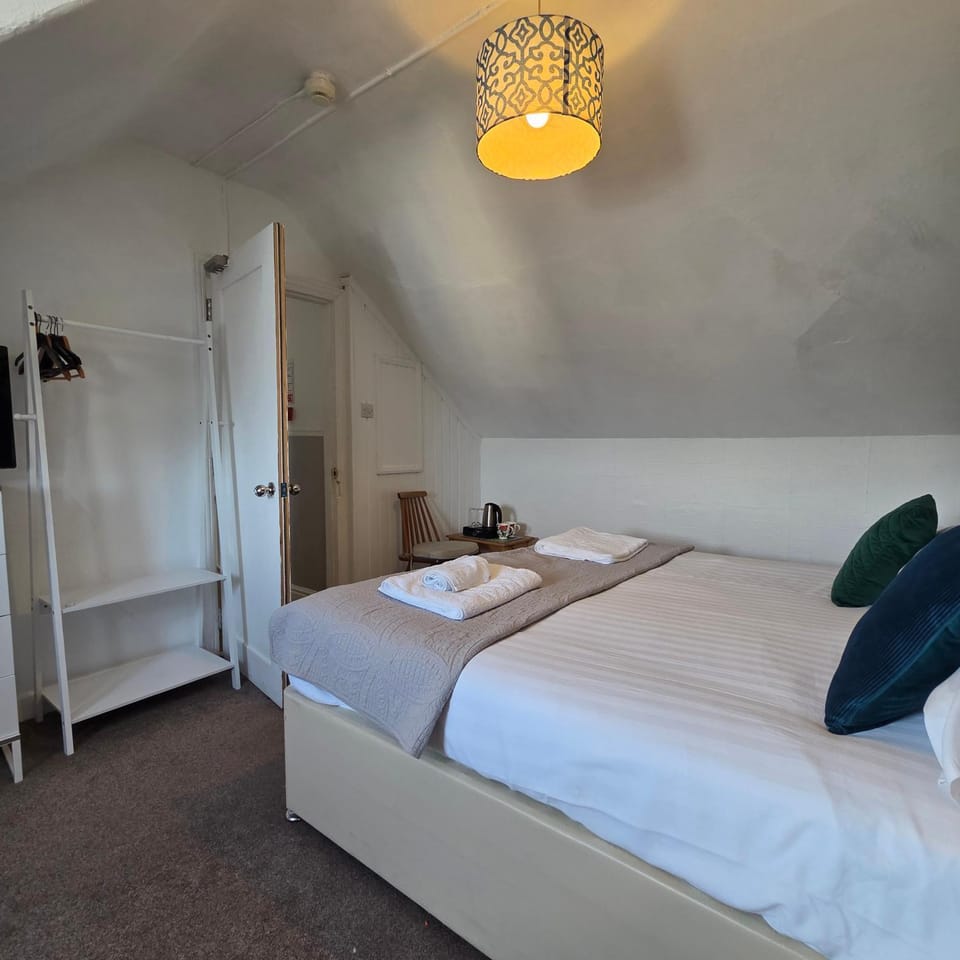 The Merrydale Guest House Bed and Breakfast in Llandudno