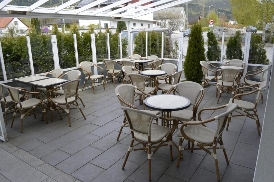 Balcony/Terrace, Lounge or bar