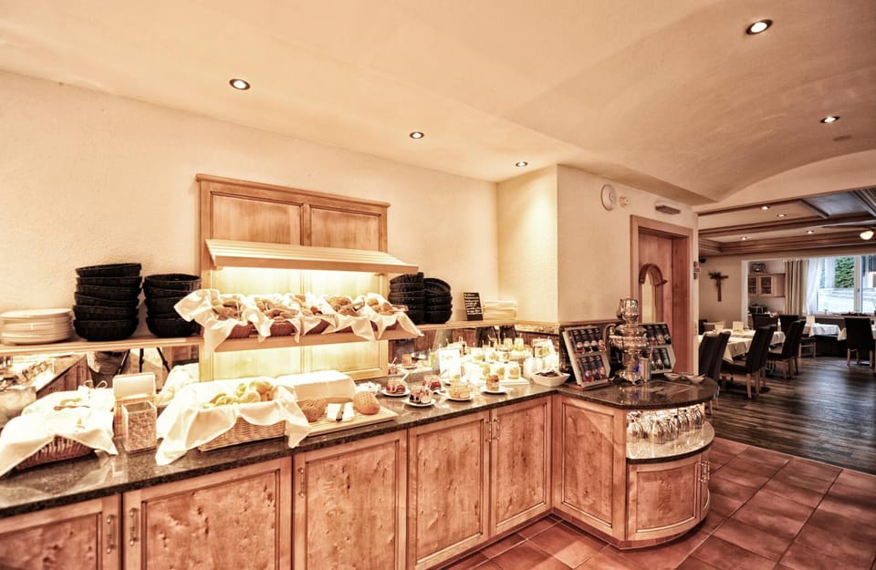Restaurant/places to eat, Breakfast