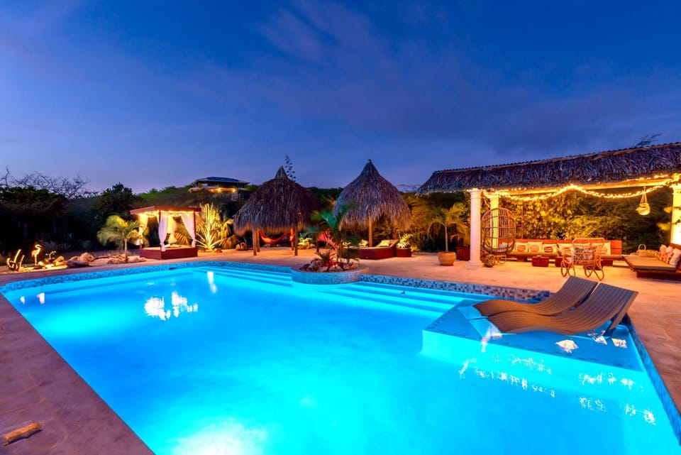 Property building, Swimming pool