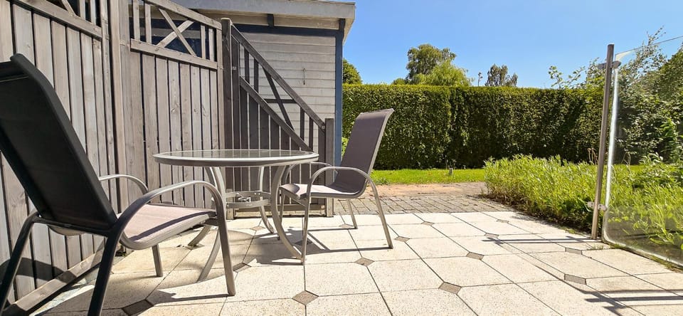 Patio, Spring, Day, Garden, View (from property/room), Balcony/Terrace, Garden view