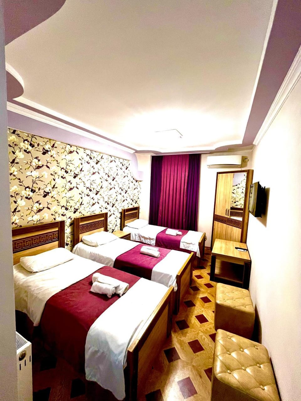 Shower, Toilet, Bed, Hot Spring Bath, Bathroom, TV and multimedia, Photo of the whole room, Bedroom, City view, Location, hair dryier, heating, internet, towels, air conditioner